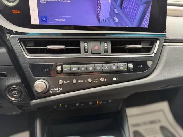 2023 Lexus ES 350 F SPORT Handling