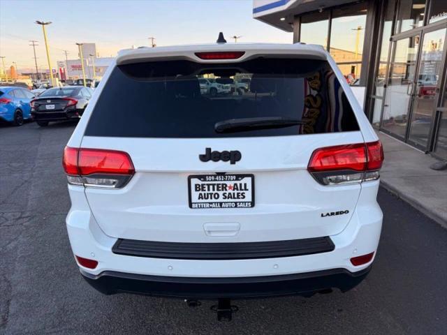 2017 Jeep Grand Cherokee Laredo 4x2