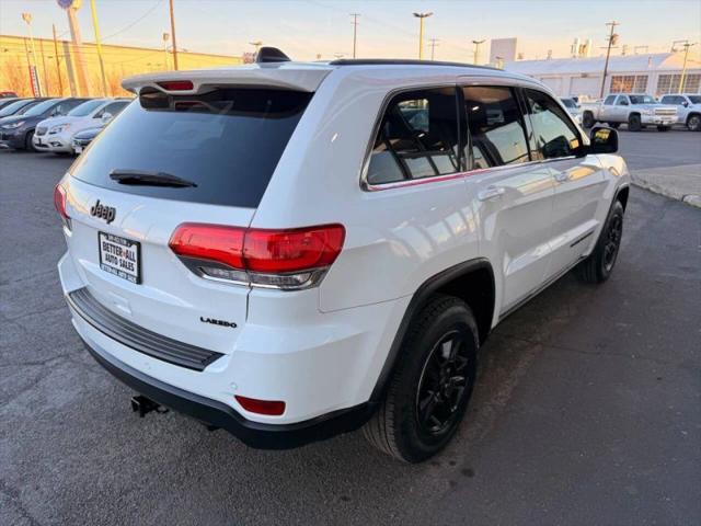 2017 Jeep Grand Cherokee Laredo 4x2