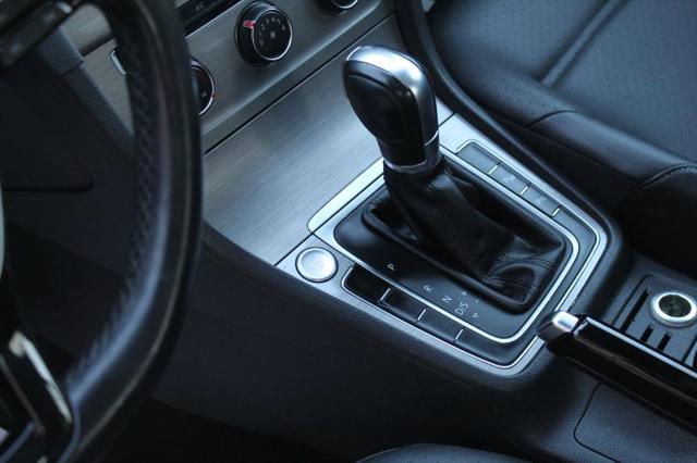 2016 Volkswagen Golf TSI SE 4-Door