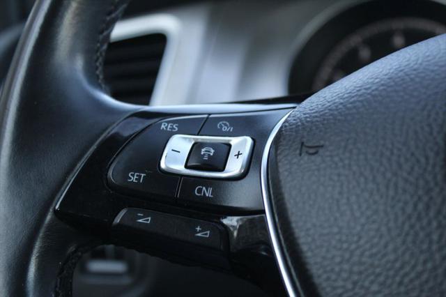 2016 Volkswagen Golf TSI SE 4-Door
