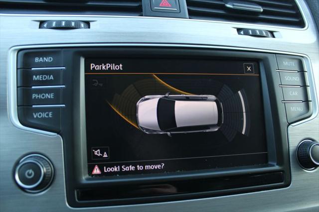 2016 Volkswagen Golf TSI SE 4-Door