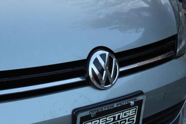 2016 Volkswagen Golf TSI SE 4-Door