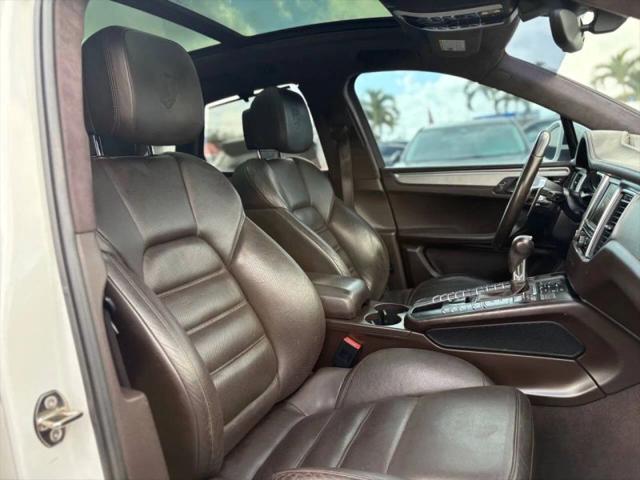 2015 Porsche Macan Turbo