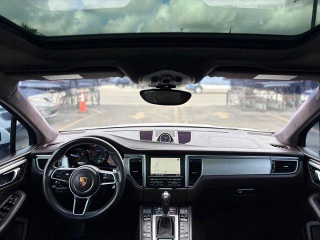 2015 Porsche Macan Turbo