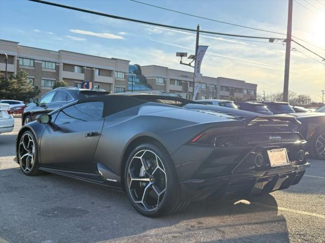 2024 Lamborghini Huracan Evo Spyder