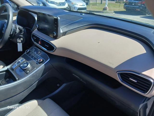 2023 Hyundai Santa Fe SE