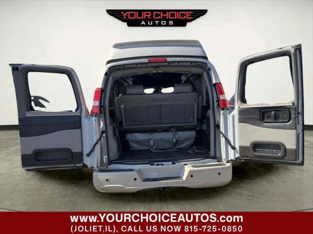 2021 Chevrolet Express Passenger RWD 2500 Regular Wheelbase LS