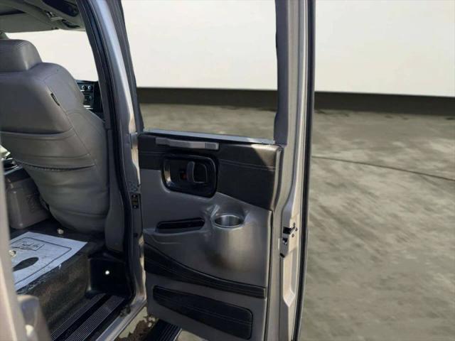 2021 Chevrolet Express Passenger RWD 2500 Regular Wheelbase LS