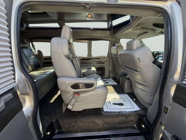 2021 Chevrolet Express Passenger RWD 2500 Regular Wheelbase LS