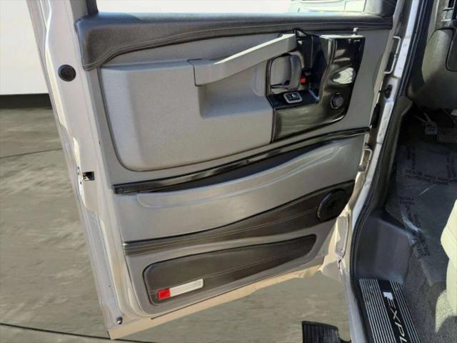 2021 Chevrolet Express Passenger RWD 2500 Regular Wheelbase LS