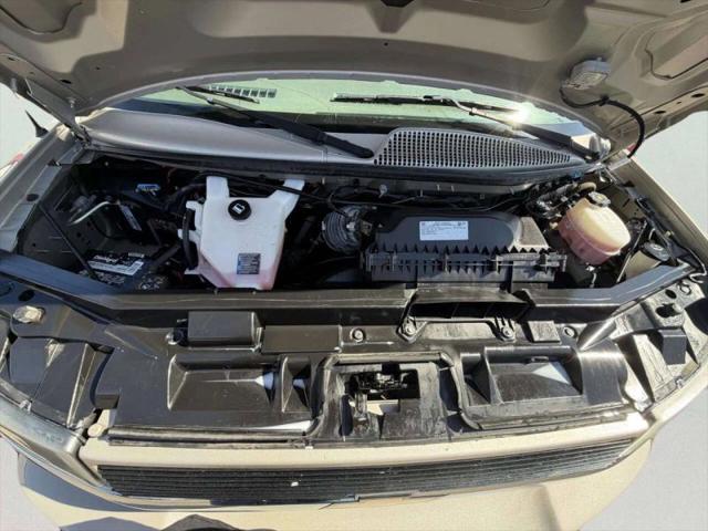 2021 Chevrolet Express Passenger RWD 2500 Regular Wheelbase LS