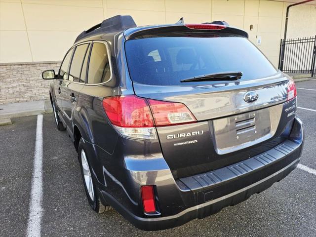 2013 Subaru Outback 2.5i Limited