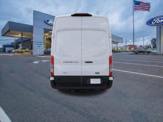 2026 Ford Transit Cargo Van Base