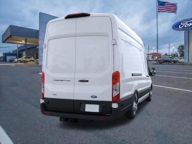 2026 Ford Transit Cargo Van Base