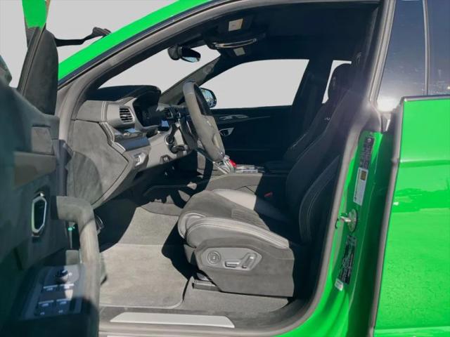 2024 Lamborghini Urus Performante