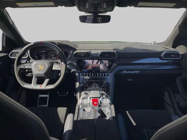 2024 Lamborghini Urus Performante