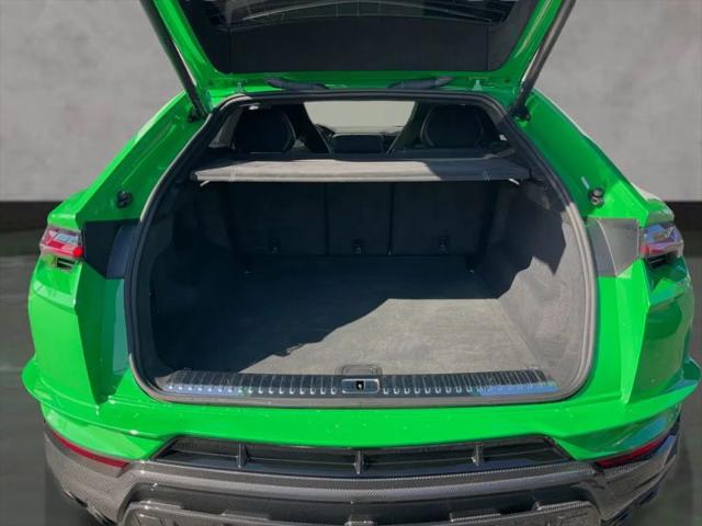2024 Lamborghini Urus Performante