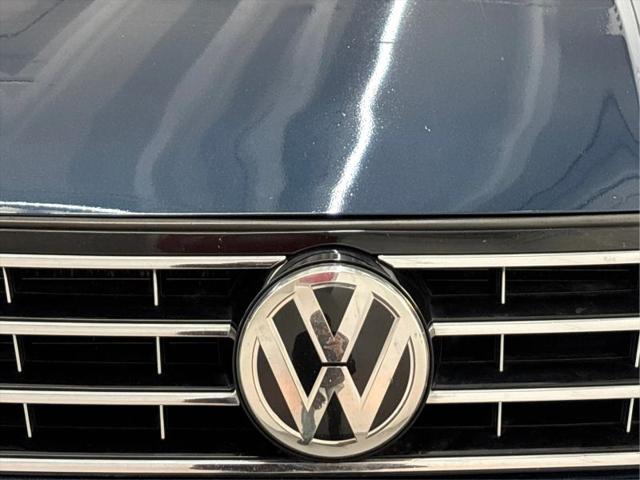 2018 Volkswagen Passat 2.0T SE