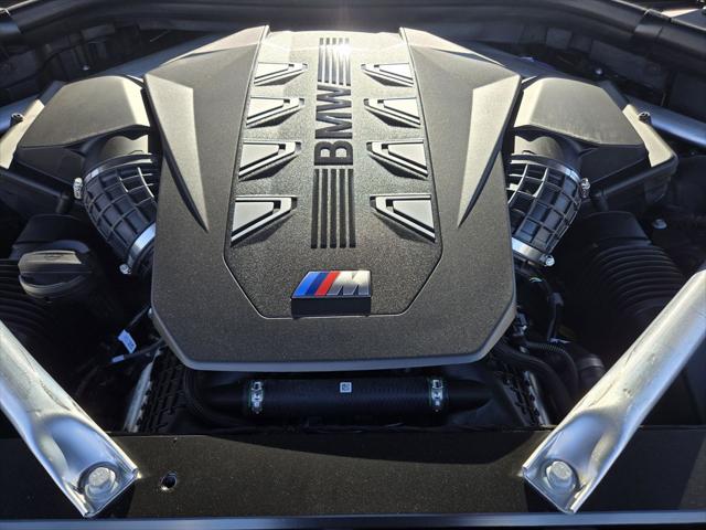 2026 BMW X7 M60i