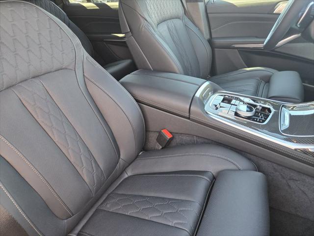 2026 BMW X7 M60i