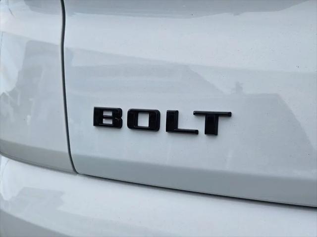 2027 Chevrolet Bolt LT FWD