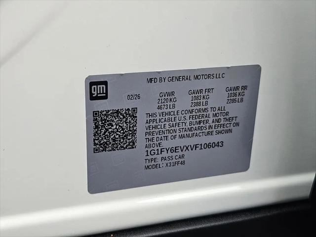 2027 Chevrolet Bolt LT FWD