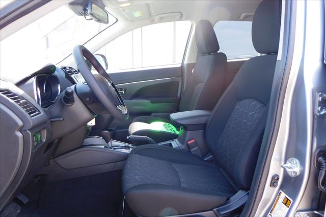 2026 Mitsubishi Outlander Sport 2.0 LE