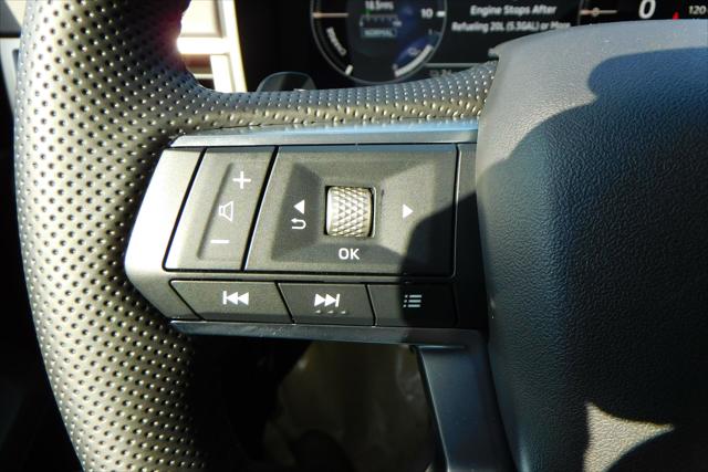 2025 Mitsubishi Outlander PHEV SEL Platinum Edition