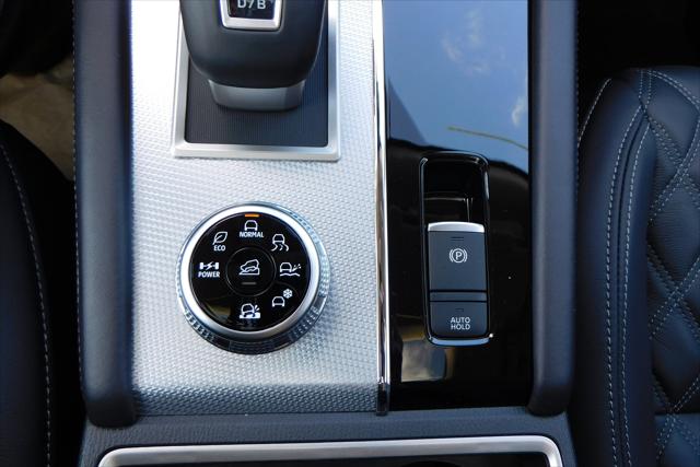 2025 Mitsubishi Outlander PHEV SEL Platinum Edition