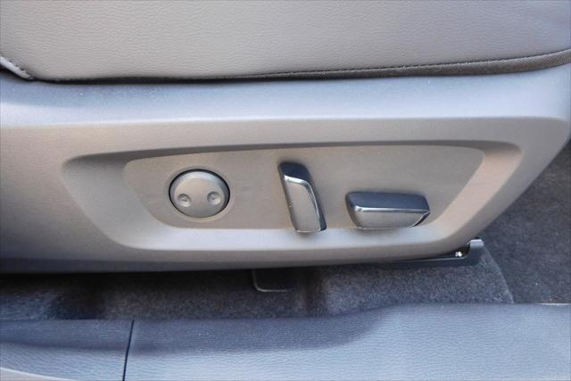 2025 Mitsubishi Outlander PHEV SEL Platinum Edition