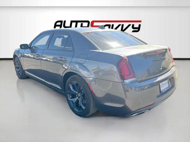 2022 Chrysler 300 Touring