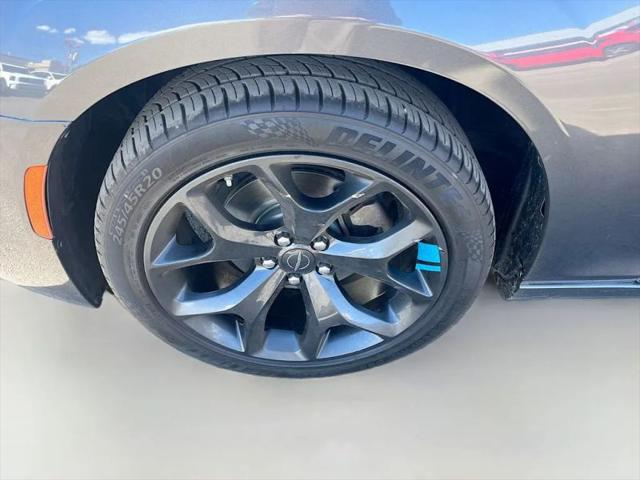 2022 Chrysler 300 Touring
