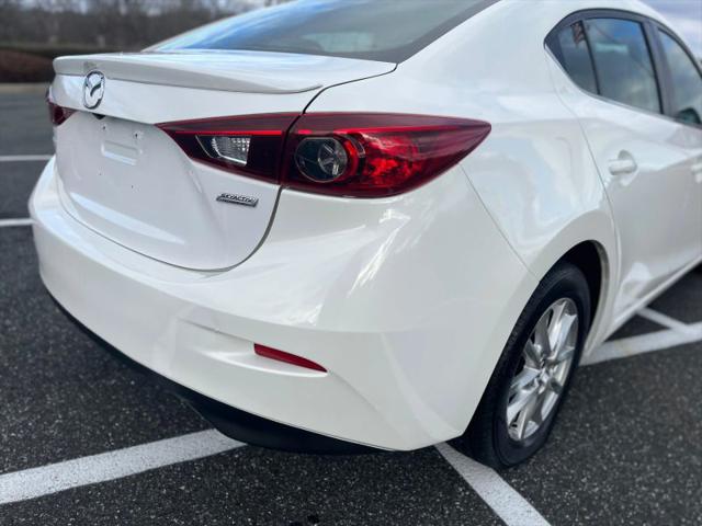 2015 Mazda Mazda3 i Touring