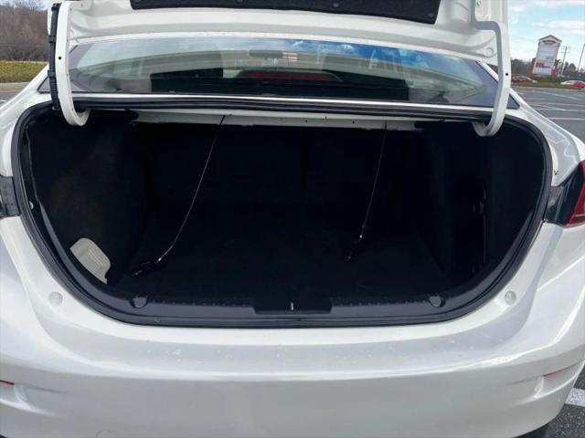 2015 Mazda Mazda3 i Touring