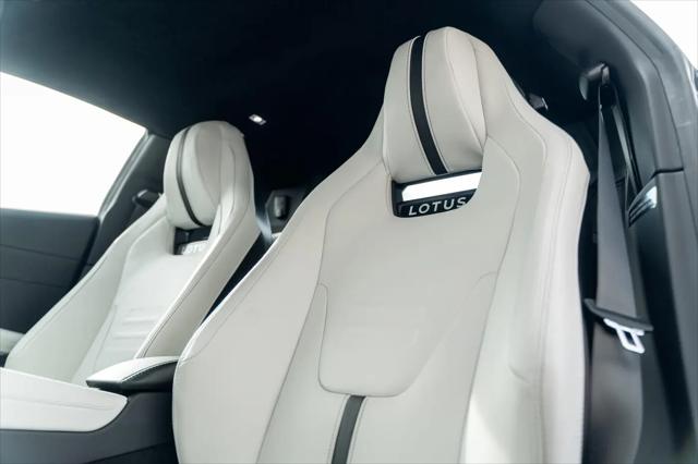 2026 Lotus Emira Turbo SE