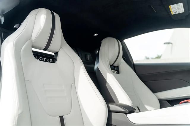 2026 Lotus Emira Turbo SE