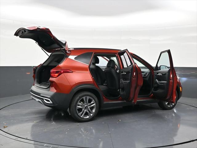 2023 Kia Seltos S