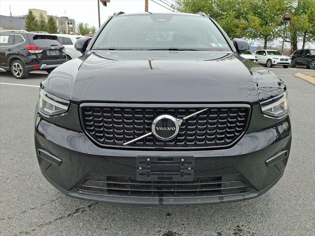 2024 Volvo XC40 B5 Core