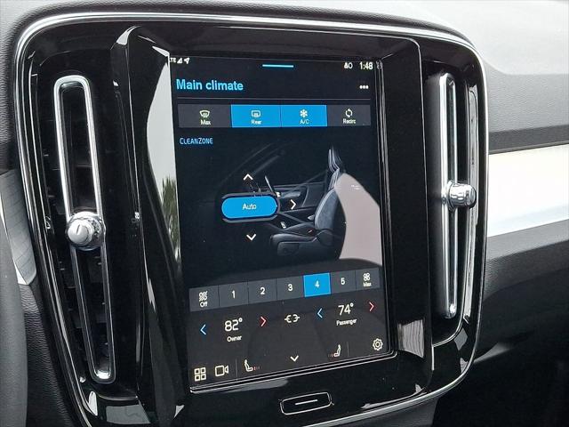 2024 Volvo XC40 B5 Core