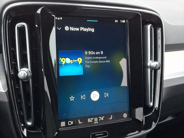 2024 Volvo XC40 B5 Core