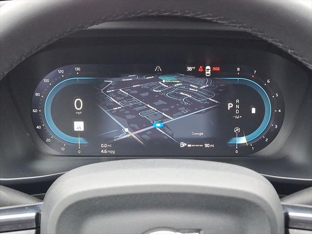 2024 Volvo XC40 B5 Core