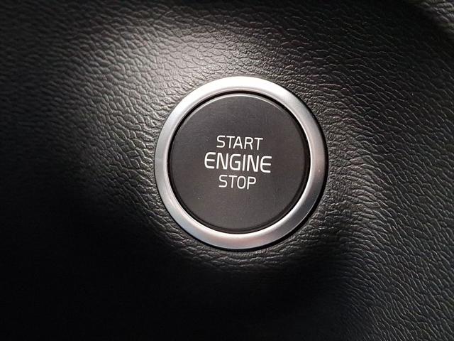 2024 Volvo XC40 B5 Core