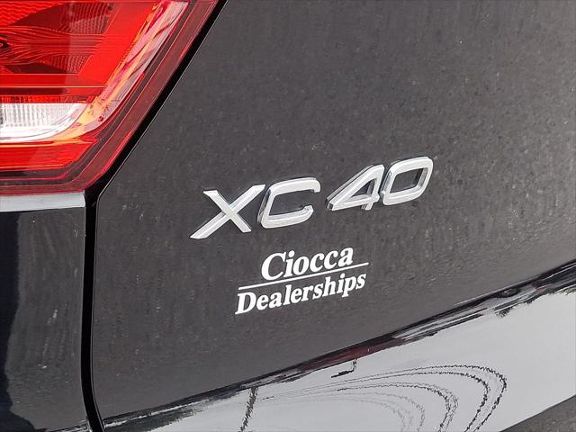 2024 Volvo XC40 B5 Core