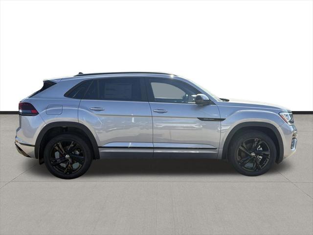 2026 Volkswagen Atlas Cross Sport SEL R-Line Black