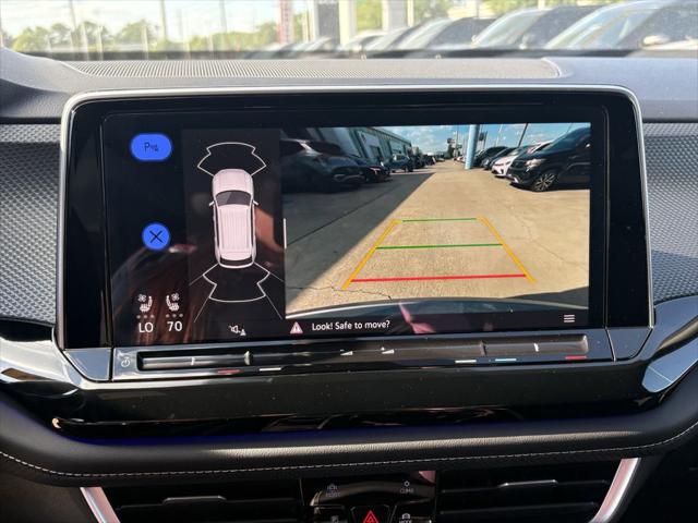 2026 Volkswagen Atlas Cross Sport SEL R-Line Black