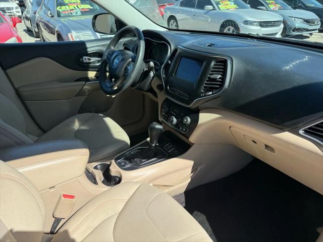 2019 Jeep Cherokee Latitude FWD
