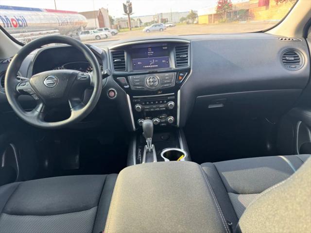 2017 Nissan Pathfinder S