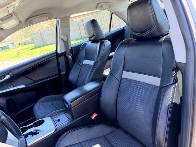 2014 Toyota Camry SE