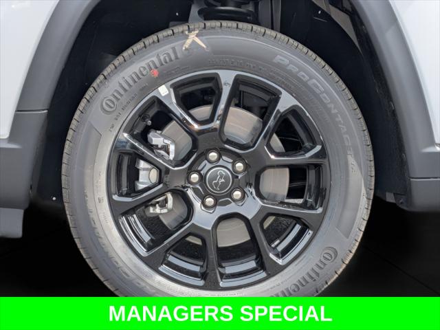 2026 Jeep Compass Latitude Altitude